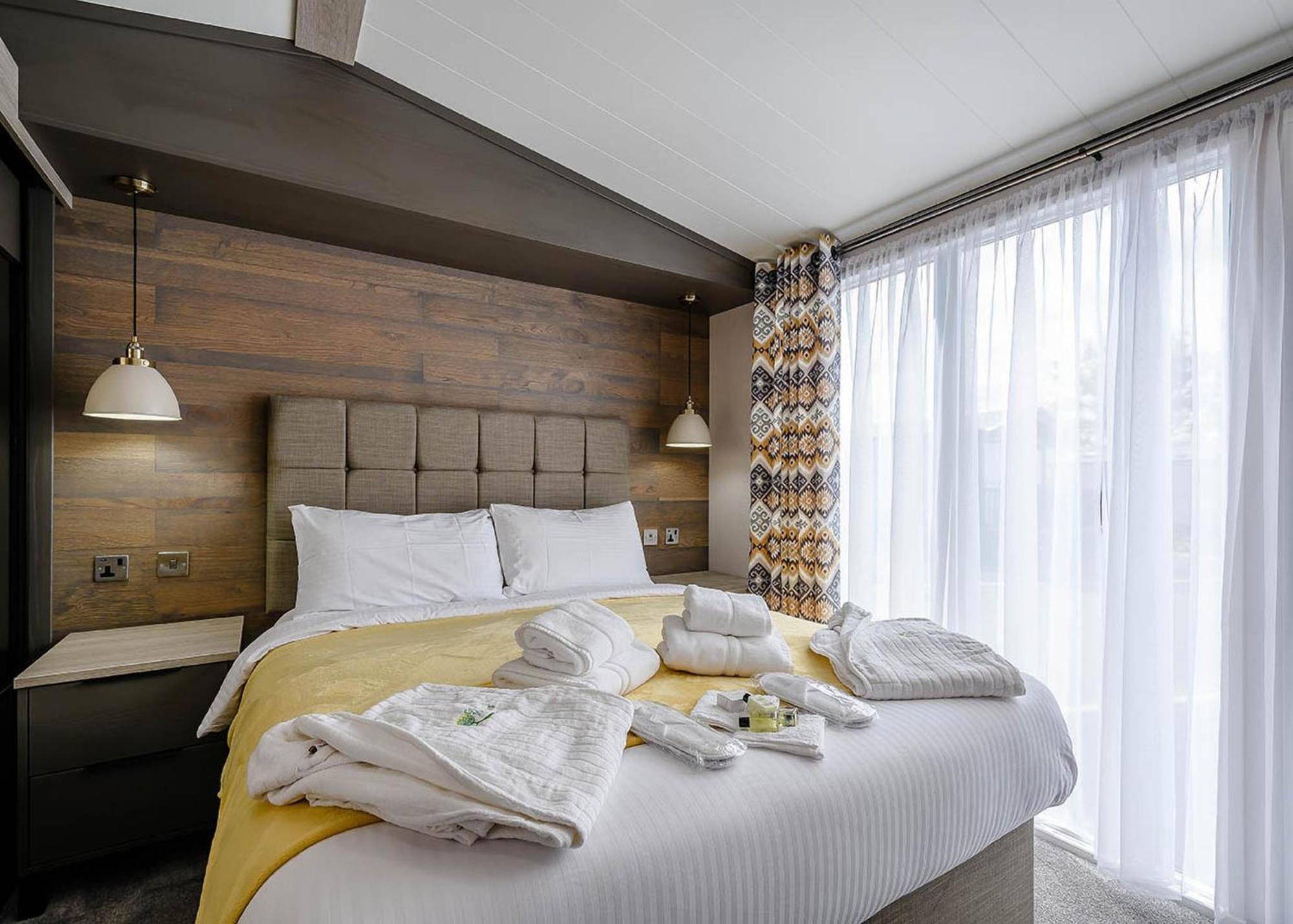 Green Meadows Country Park Hotel Harker Bagian luar foto