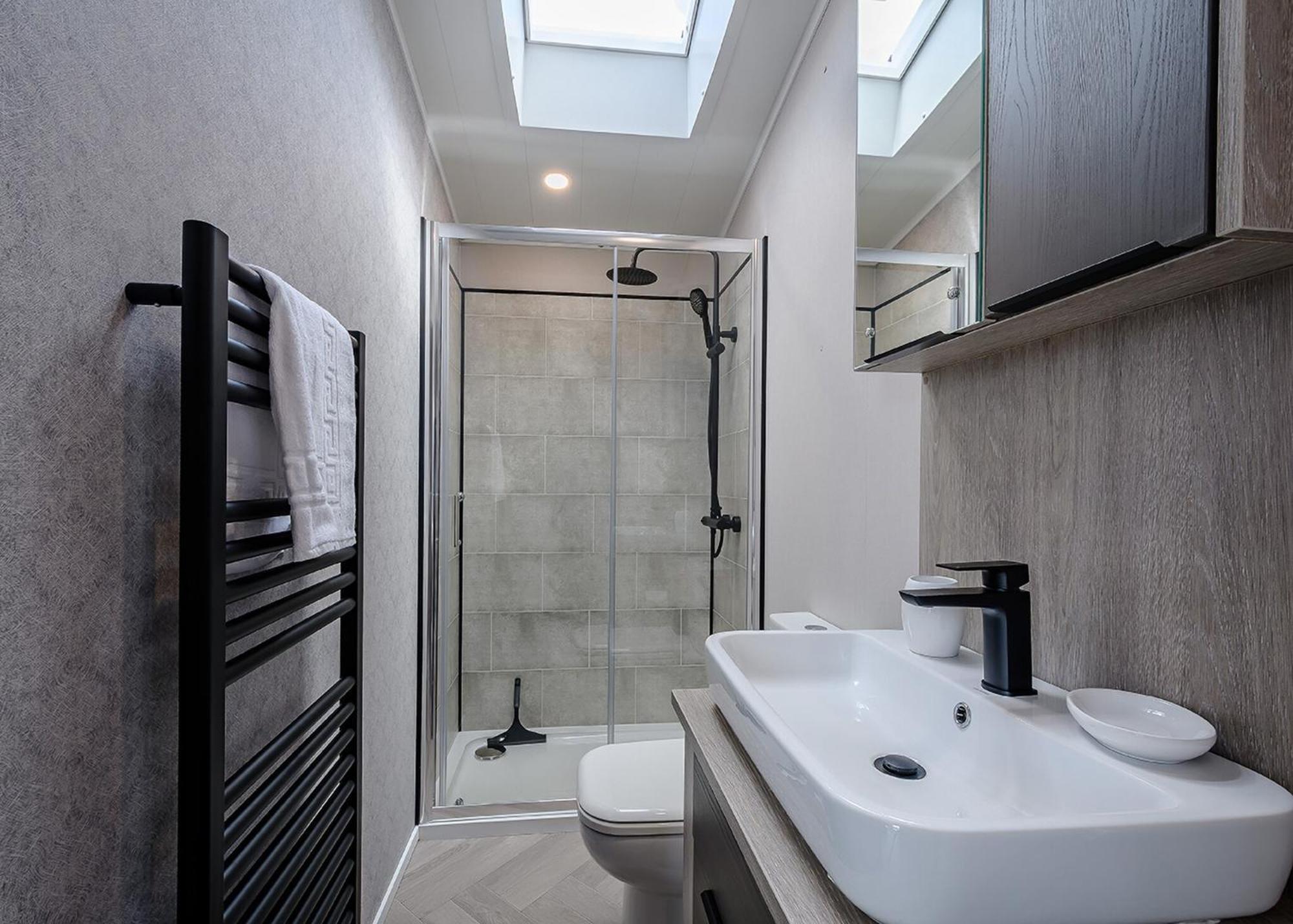 Green Meadows Country Park Hotel Harker Bagian luar foto