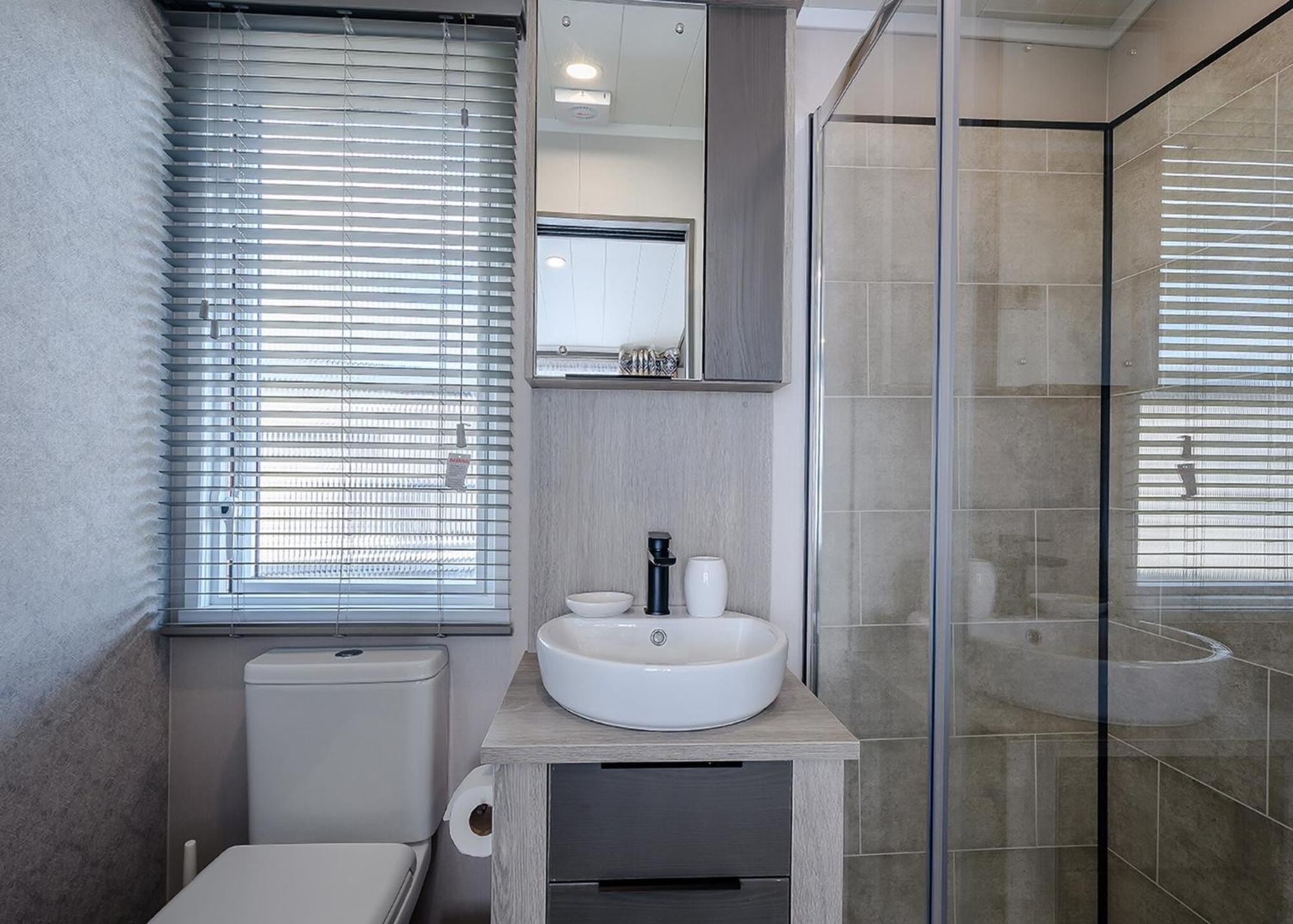 Green Meadows Country Park Hotel Harker Bagian luar foto